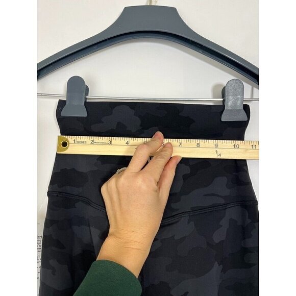 Lululemon Womens Align SHR Short 10" H3DC Camo Sz 4 - Picture 6 of 9